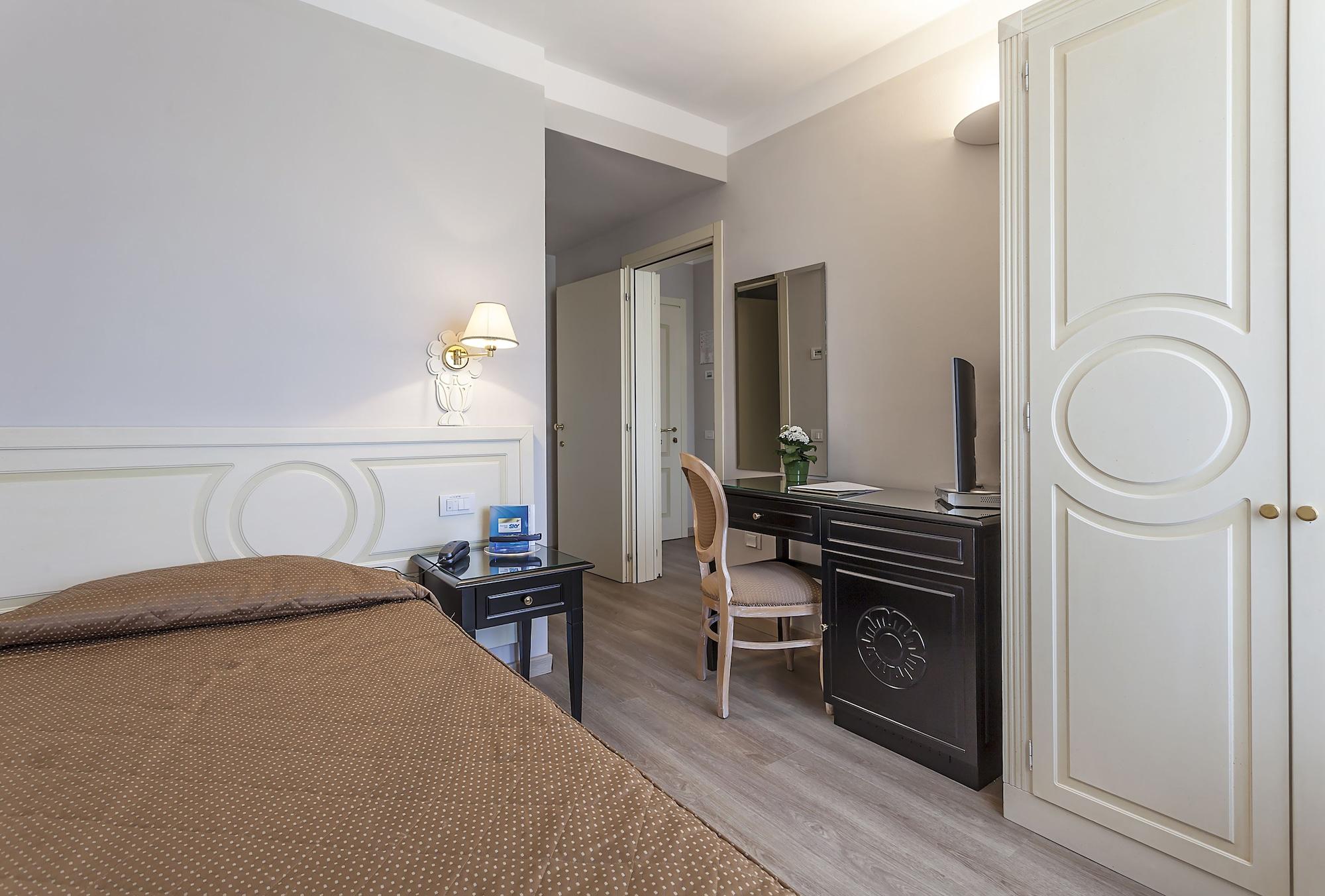 Grand Hotel Bonanno Pisa Exterior photo